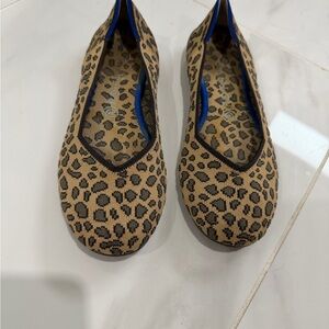EUC Rothy’s Leopard Print Flats Size 9 washable
